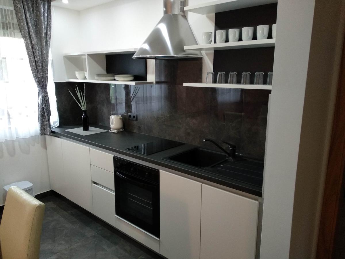 Villa Lucija โพลยานัค ภายนอก รูปภาพ