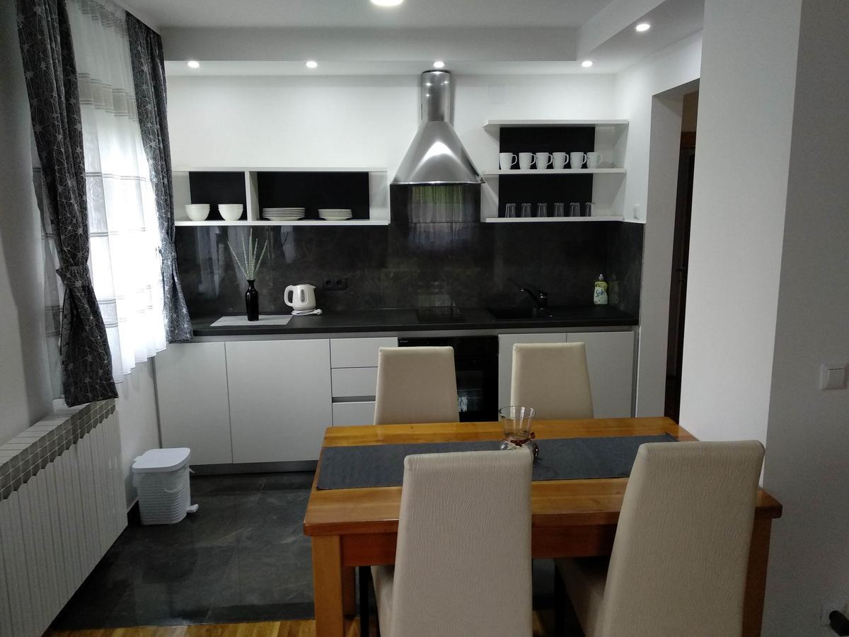 Villa Lucija โพลยานัค ภายนอก รูปภาพ