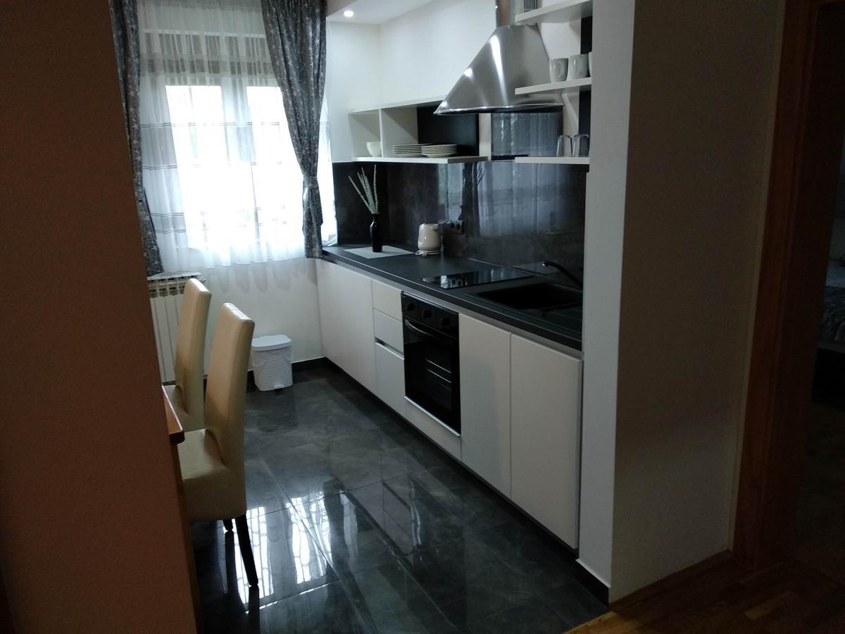 Villa Lucija โพลยานัค ภายนอก รูปภาพ